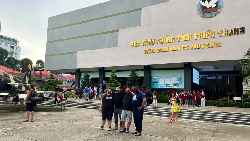 VIP05- VIP Cu Chi Tunnels & War Remnants Museum