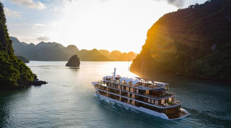 HL06 - 2 day Ha Long bay - Lan Ha bay on Aspria cruise