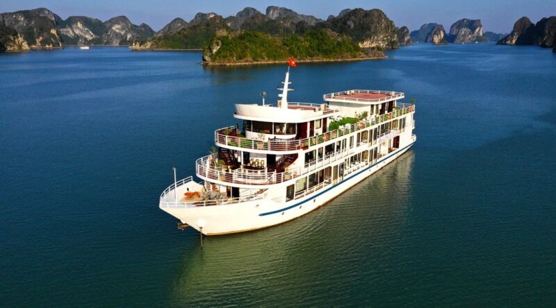HL04 - 2 day Ha Long bay - Lan Ha bay on Sapphire cruise