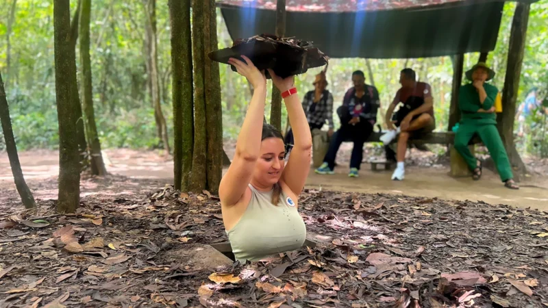 VIP01- Cu Chi Tunnels VIP Tour by Limousine