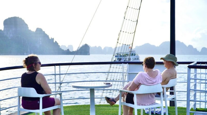 HN13 - Full day Halong on Superior Cruise with Transfer and Lunch