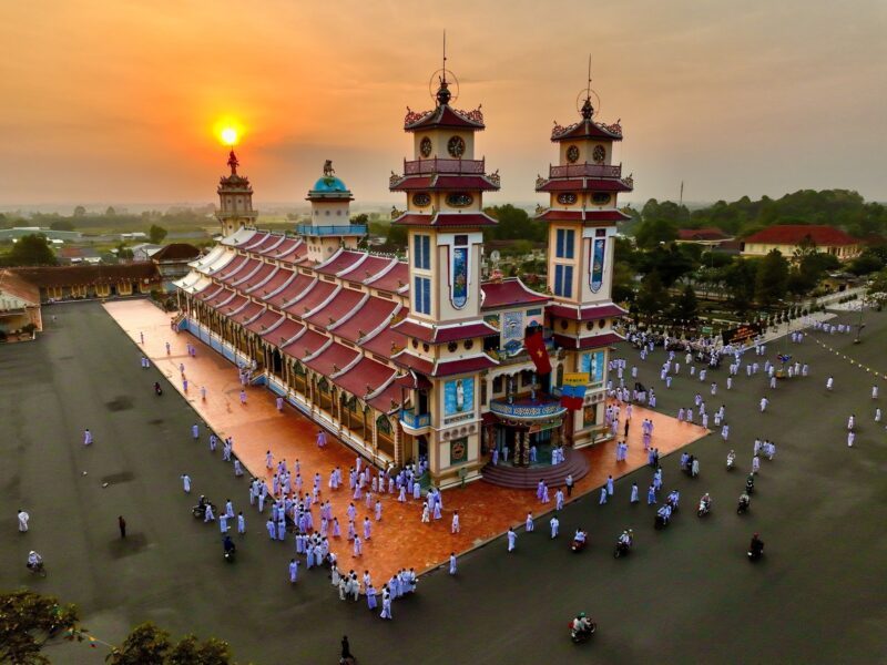 TAY NINH - BA DEN MOUNTAIN - CAO DAI TEMPLE